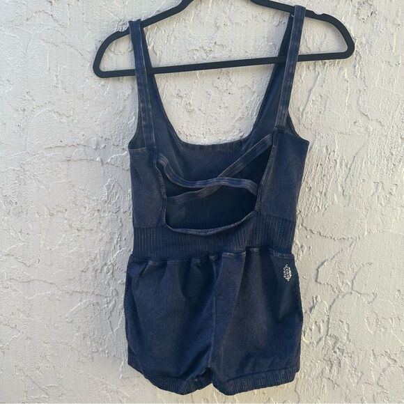 FREE PEOPLE Movement Romper Runsie Women Size M/L Good Karma Gray Yoga Athletic - Picture 6 of 9